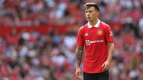 MANCHESTER, ENGLAND - JULY 31: Lisandro Martínez of Manchester United during the pre-season friendly between Manchester United and Rayo Vallecano at Old Trafford on July 31, 2022 in Manchester, England. (Photo by Matthew Ashton - AMA/Getty Images)
