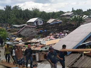 15 Rumah di Inhil Rusak Akibat Tanah Longsor, 150 Orang Mengungsi
