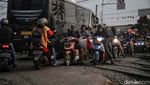 Macet Fashion Week di Jalan Raya Citayam saat Jam Pulang Kerja