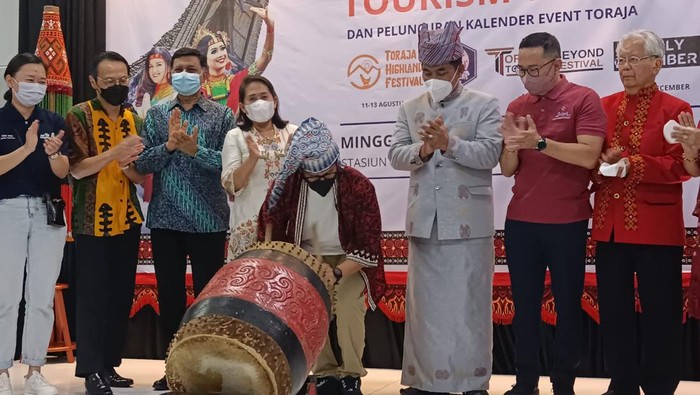 Menparekraf RI Sandiaga Uno, meresmikan Event magical Toraja di Jakarta.