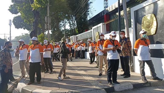 Partai sudah mulai berdatangan di KPU untuk daftar pemilu 2024