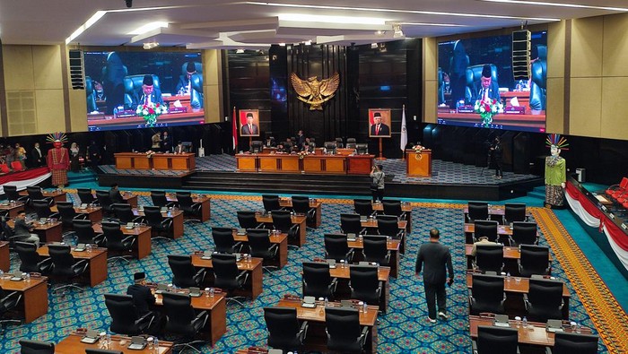Rapat paripurna DPRD DKI Jakarta (Nahda-detikcom)