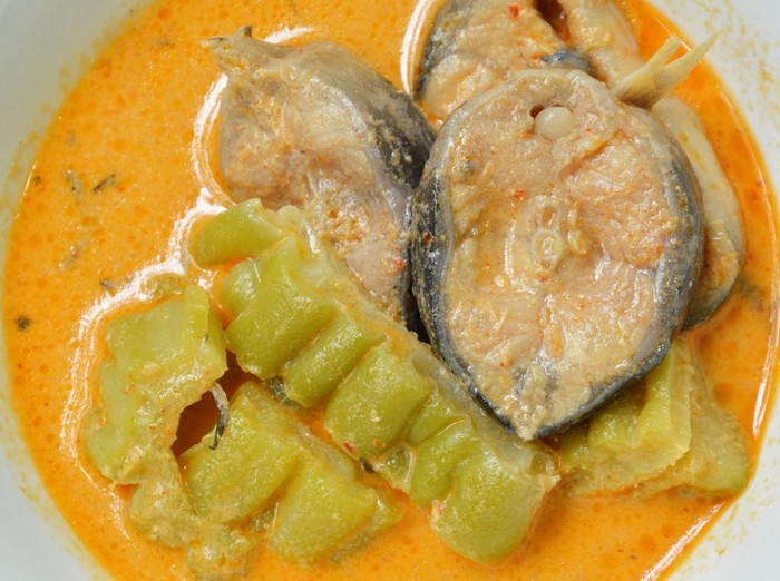Resep Ikan dan Pare Kuah Merah