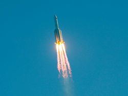 Seperti Ini Roket Long March 5B yang Jatuh Dekat Kalimantan