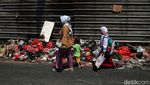 Jorok! Pinggiran Jalan Citayam Ini Dipenuhi Sampah, Bau dan Kotor