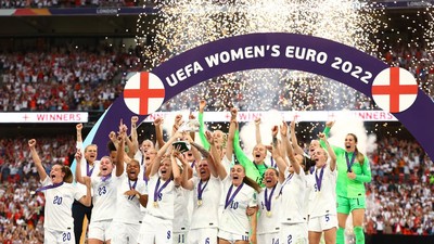 Meriahnya Selebrasi Timnas Wanita Inggris Setelah Juara Euro 2022