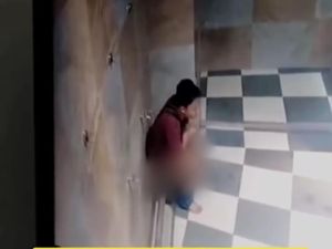 Polisi Buru Remaja yang Viral BAB di Tempat Wudu Masjid Jember