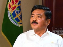 Jokowi Puji Menteri Hadi Selesaikan 106 Juta Bidang Tanah yang Disertifikat