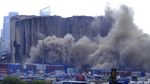 Silo di Pelabuhan Beirut Ambruk