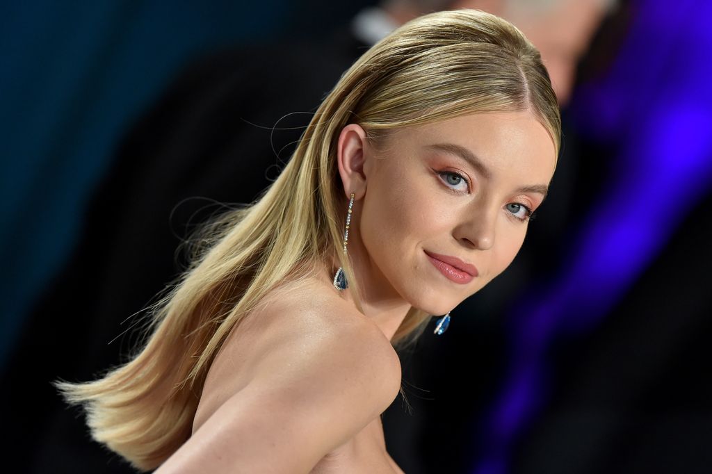 BEVERLY HILLS, CALIFORNIA - FEBRUARY 09: Sydney Sweeney attends the 2020 Vanity Fair Oscar Party hosted by Radhika Jones at Wallis Annenberg Center for the Performing Arts on February 09, 2020 in Beverly Hills, California. (Photo by Axelle/Bauer-Griffin/FilmMagic)