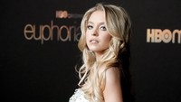 Sydney Sweeney makin diperbincangkan setelah mendapat dua nominasi Emmy, satu untuk White Lotus dan Euphoria. Foto: Getty Images for HBO/Jeff Kravitz