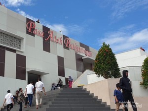 Enak Juga Memanjakan Mata di Pasa Ateh Bukittinggi