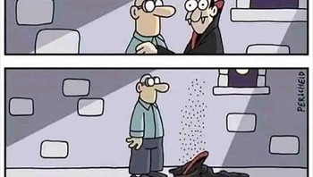 Bulan tidak memiliki cahayanya sendiri, itu didapatkan dari pantulan sinar Matahari. Foto: Science Memes via Bored Panda