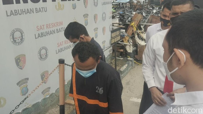 ASN Dinkes Labuhanbatu ditangkap karena mencuri motor polisi.