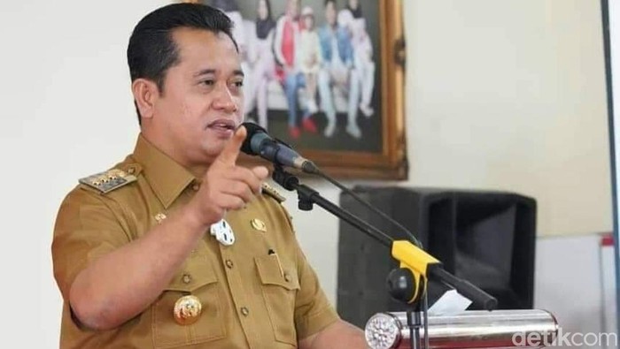 Bupati Banyuasin Askolani.