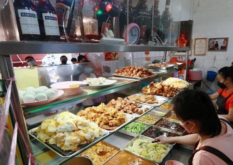 Nasi bungkus murah Rp 15.000-an di Singapura