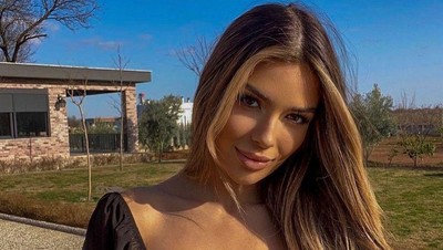 Potret Seksi Ekin-Su Culculoglu, Aktris Turki Juara Love Island