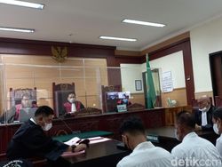 4 Terdakwa Kebakaran Lapas Tangerang Dituntut 2 Tahun Penjara