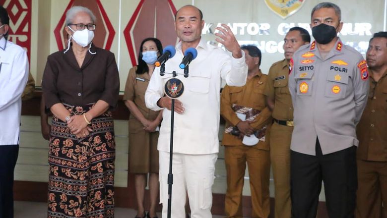 Gubernur NTT Viktor Bungtilu Laiskodat Gubernur NTT Viktor Bungtilu Laiskodat
