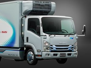 Canggih Tapi Klasik! Ini Detail Truk Listrik Isuzu Elf EV