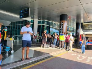 Plafon Bandara Komodo Jebol, Kemenhub Beri Penjelasan