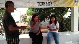 Melihat Aktivitas Kades Sultan Antirentenir di Majalengka