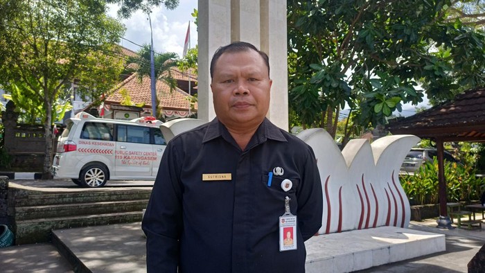 Kepala Dinas Pendidikan, Kepemudaan dan Olahraga Kabupaten Karangasem I Wayan Sutrisna