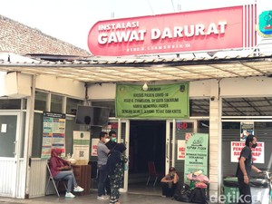 IGD RSUD Syamsudin Sukabumi Membludak