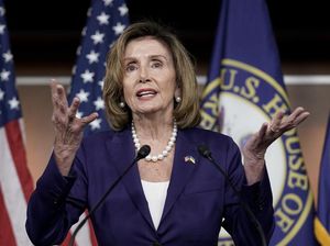 Nancy Pelosi Mundur Dari Jabatan Ketua DPR AS