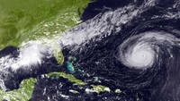 Citra satelit merupakan fotografi yang diambil oleh satelit untuk mengamati bumi dari atas. Salah satu yang diamati yakni jepretan badai dahsyat yang menerjang bumi.