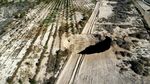 Aneh Banget! Muncul Lubang Misterius di Kawasan Pertambangan Chili