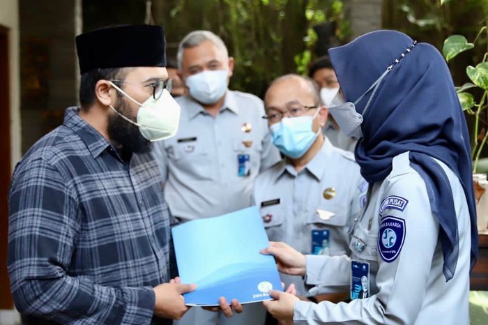 Penyerahan Santunan Korban Laka Mobdin Bakamla