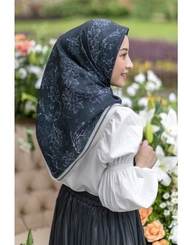 Rekomendasi merek hijab lokal terkenal bahan premium dari Zyta Delia Official.. Rekomendasi merek hijab lokal terkenal bahan premium dari Zyta Delia Official..