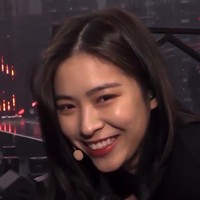 Idol KPop kelahiran 2001 itu juga tak sungkan mengadakan siaran langsung tanpa merias wajahnya. Foto: Instagram