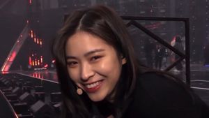 8 Foto Ryujin ITZY, Idol K-Pop yang Punya Wajah Lokal bak Mojang Bandung