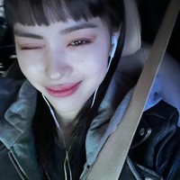 Penggemar sempat melihat kemiripan Ryujin ITZY dengan bintang drama Korea Nevertheless, Han So Hee setelah potong poni. Foto: Instagram