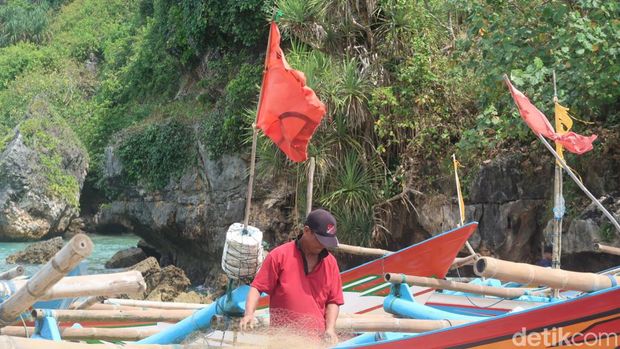 Suasana di Pantai Ngrenehan Gunungkidul, Selasa (2/8/2022).