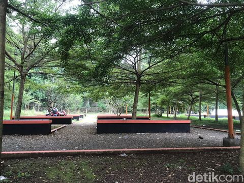 Taman Sugema Sukabumi.