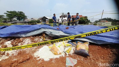 Saat Satgas Pangan Tengok Lokasi Beras Bansos Ditimbun di Depok