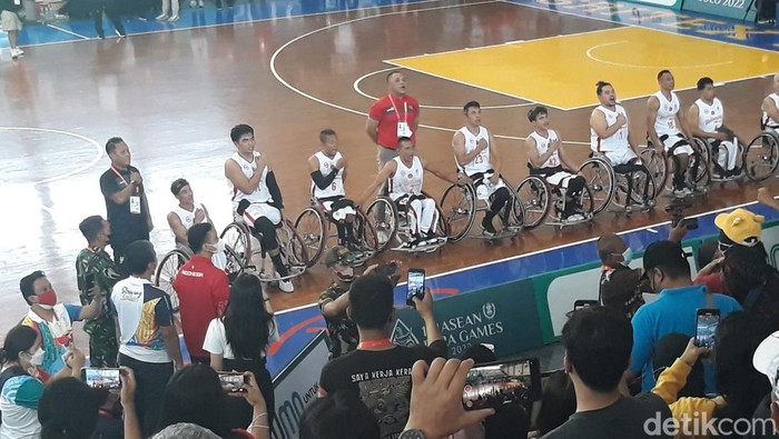 Timnas bola basket Indonesia di ASEAN Para Games di Sritex Arena Solo, Selasa (2/8/2022).