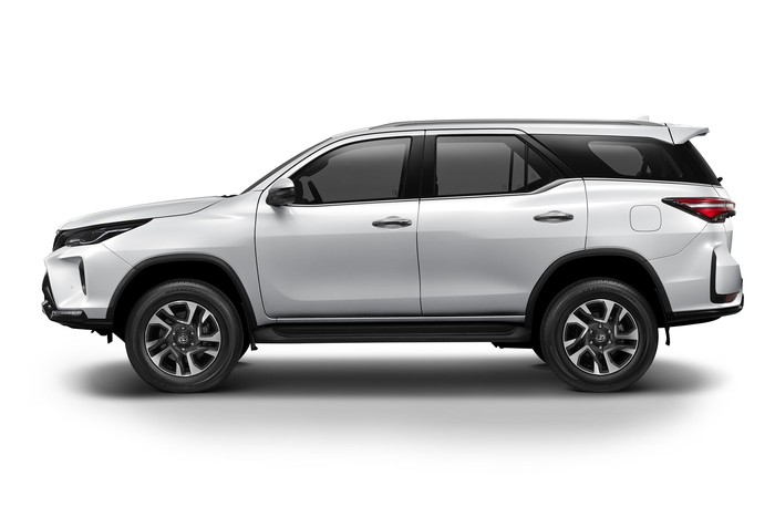 Toyota Fortuner Leader