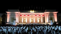 Beginilah potret suasana doa dan zikir kebangsaan yang biasa digelar setiap tanggal 1 Agustus setiap tahunnya sebagai ucapan rasa syukur HUT Kemerdekaan RI.