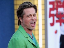 Brad Pitt Tuntut Angelina Jolie Terbuka soal Keuangannya