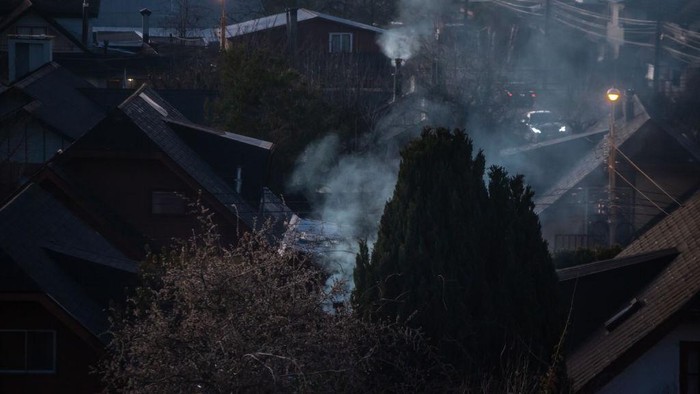 Panoramic photograph of the city of Osorno on a very polluted day.
95% of homes in south-central Chile use firewood for heating, cooking, heating water and drying clothes. But its combustion is the main source of atmospheric pollution and has led to the continuous decreeing of environmental emergency plans. Osorno is one of the fifty most polluted cities in South America in Osorno, Chile. 
(Photo by Fernando Lavoz/NurPhoto via Getty Images)