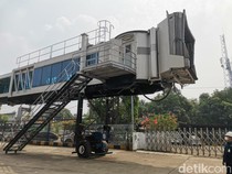 Pesawat China Eastern Senggol Garbarata, Penumpang Panik