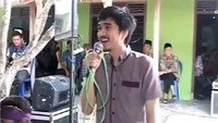 Beberapa waktu lalu juga sempat viral video di mana ia menyanyi di sebuah acara pernikahan. Dok. Ist
