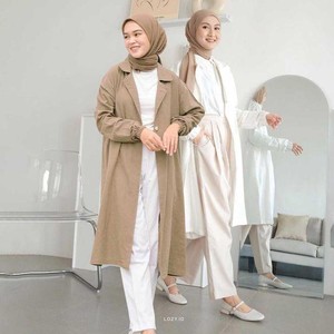 Kisah Andesni Hirda, Wanita Muda di Balik Sukses Lozy Hijab