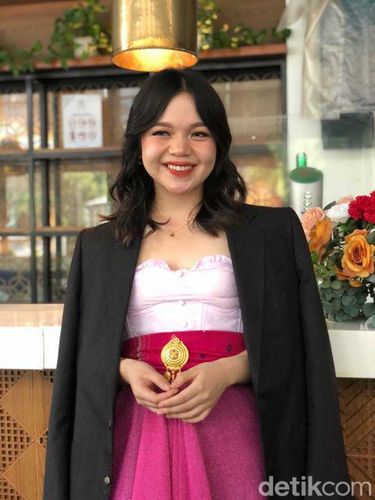 Foto Selebriti TikTok Naila Dinillah.