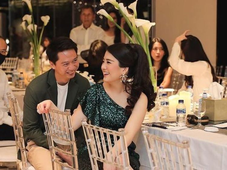 Momen Kevin Sanjaya dan Valencia Tanoesoedibjo Saat Dinner Romantis