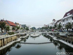 Anies Resmikan Jalur Pedestrian Kota Tua Sore Ini